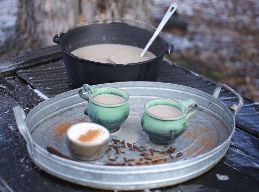 Cozy Vibes!! Chai tea, warm fire : r/cozy