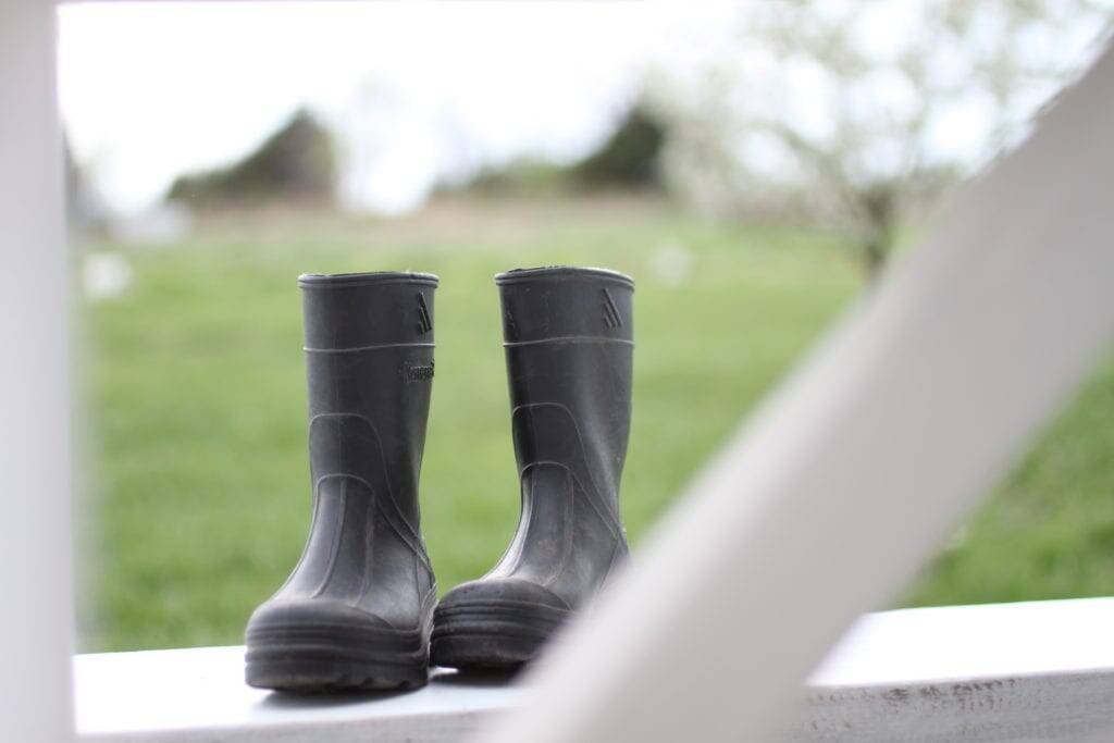 rubberboots country life children homestead