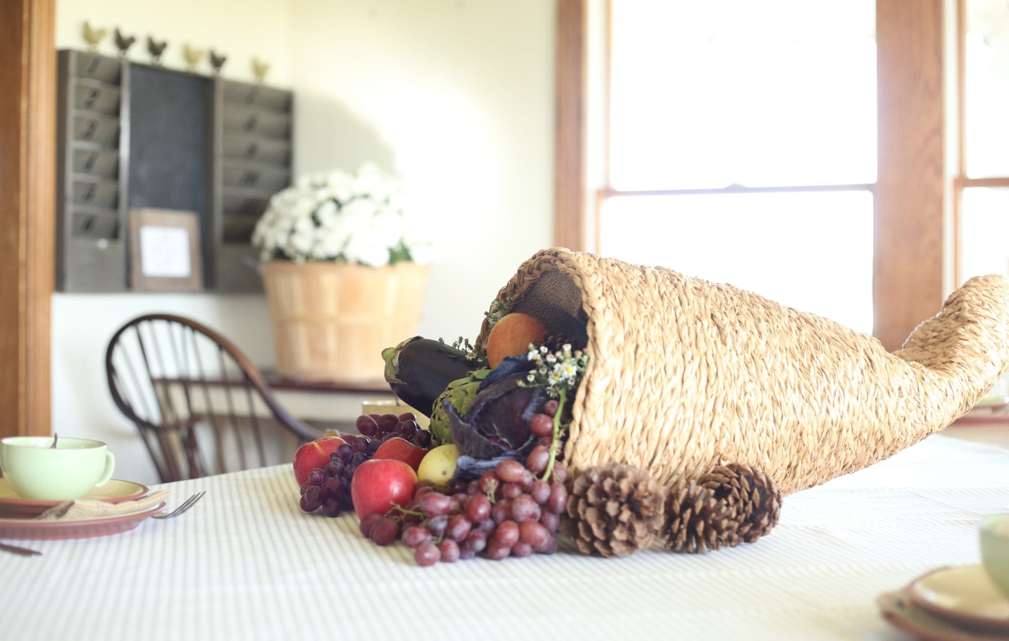 Thanksgiving table