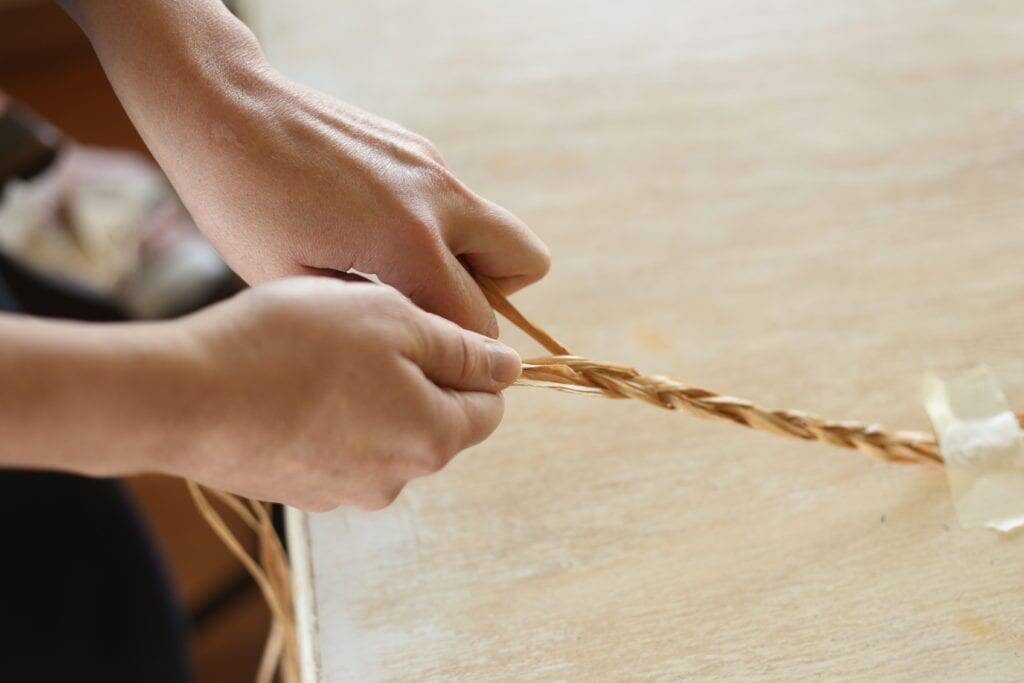 braiding raffia