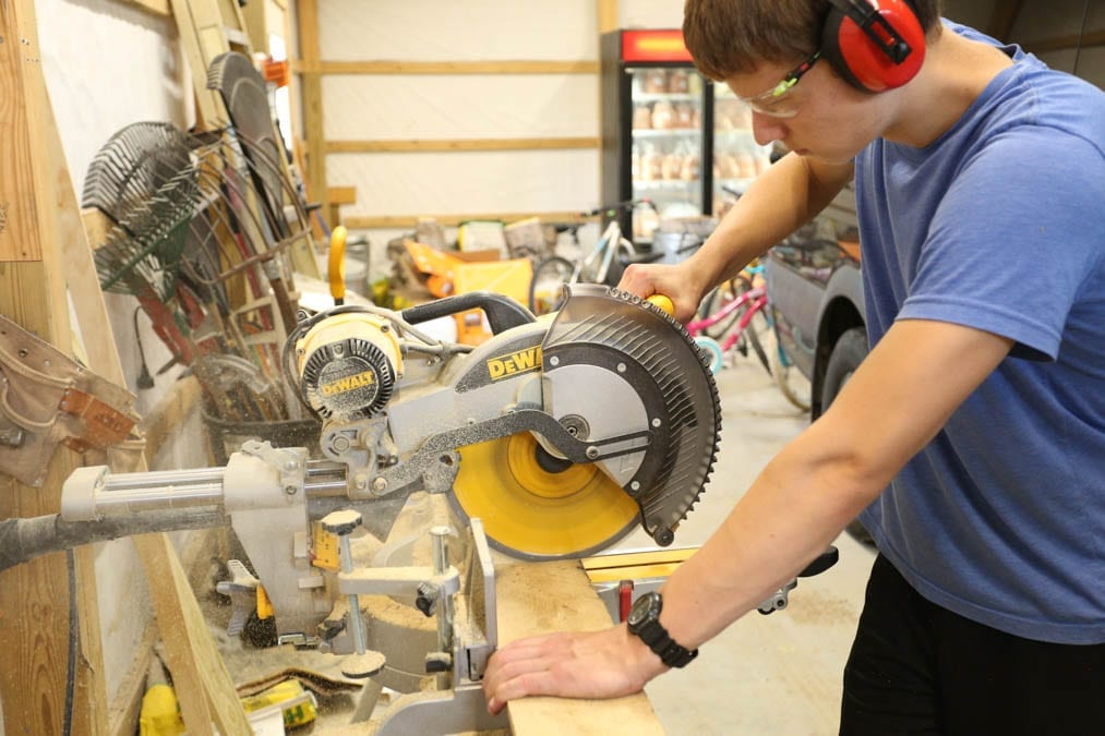 cutting the pallet wood for the succulent planter