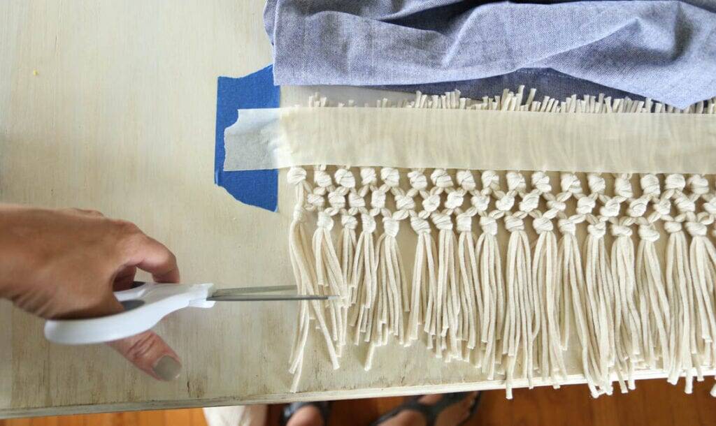 cutting diy macrame fringe