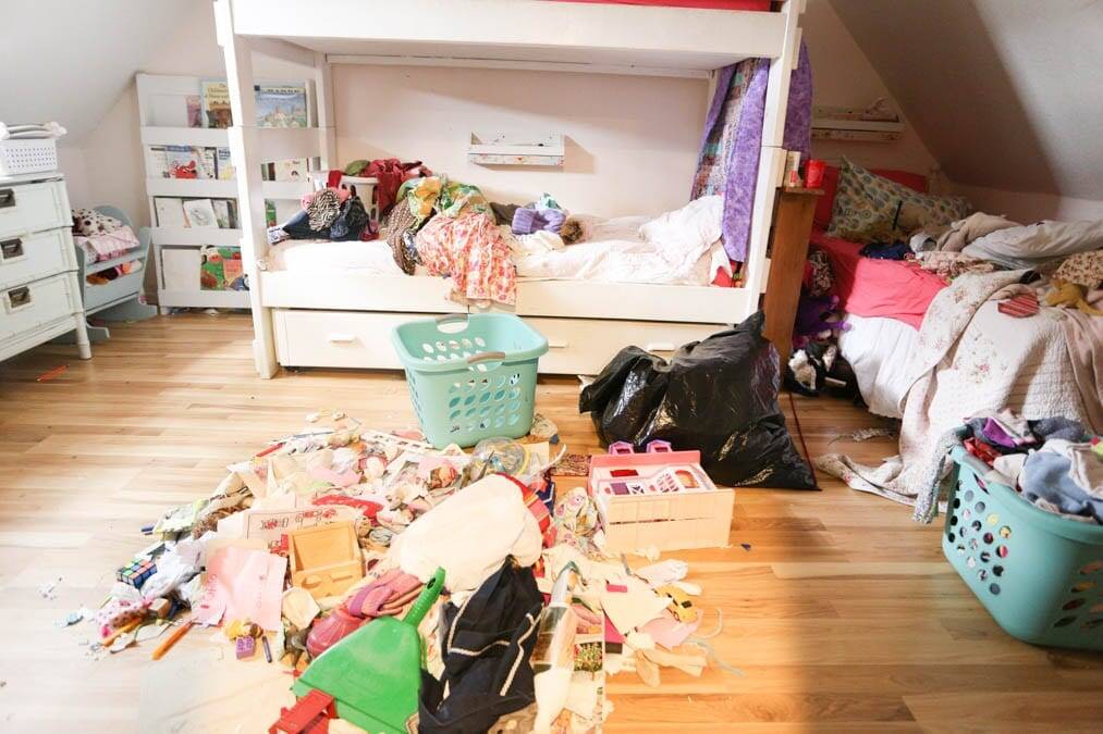 super messy kids room