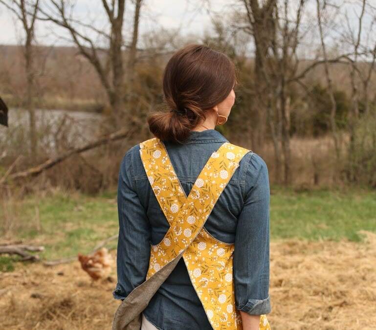 Cross-back apron pattern - DUST - CAMIMADE