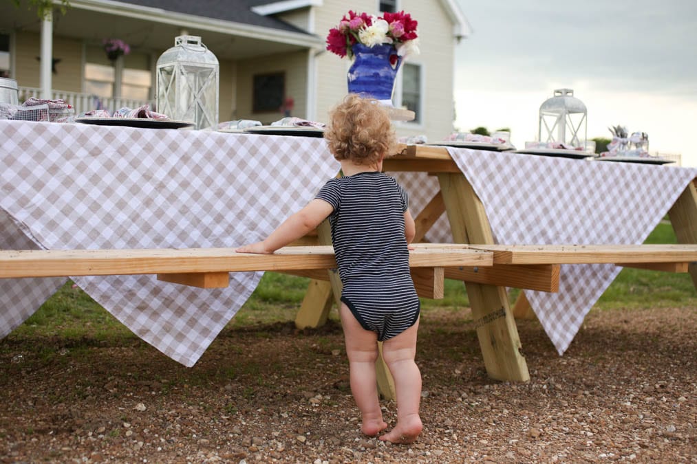 outdoor patriotic decorations