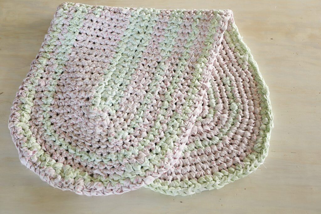 Oval Rag Rug Free Crochet Pattern