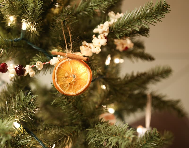 I think these are some of the loveliest old-fashioned handmade Christmas decorations.