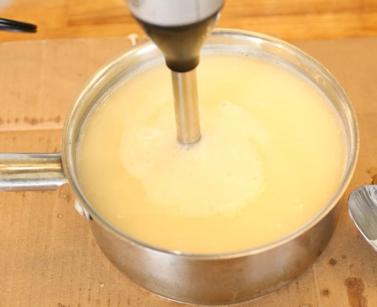 Lard Soap Recipe with Extra Bubbles The Everyday Farmhouse