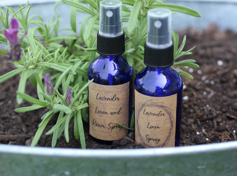 Lavender Essential Oil Linen Spray Recipe - DIY Bed of Flowers