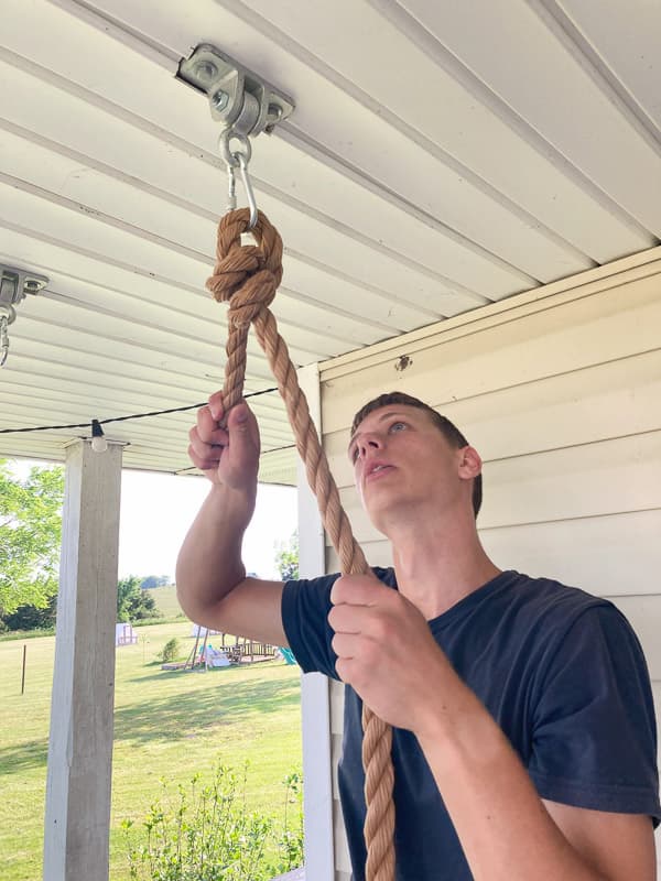 Hanging porch deals swing with rope