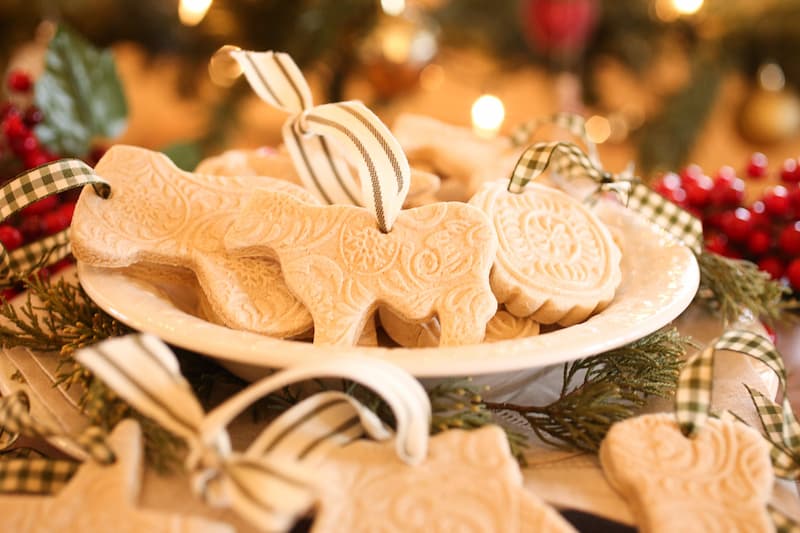 You can make beautiful salt dough ornaments this Christmas!  You can take your ornament-making tradition to the next level with basic ingredients and a few fun tools!