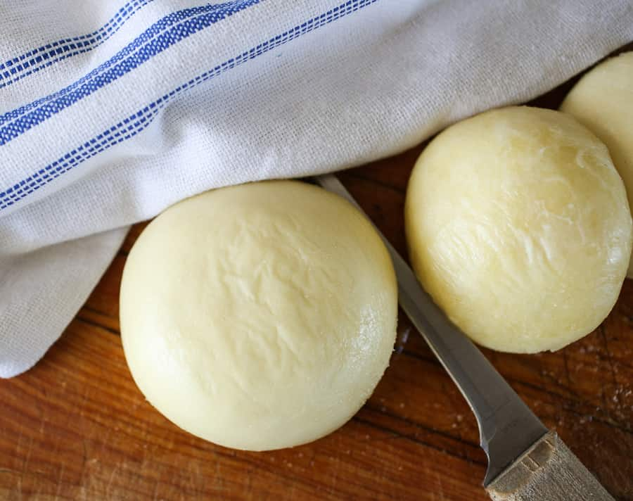 fresh mozzarella cheese 